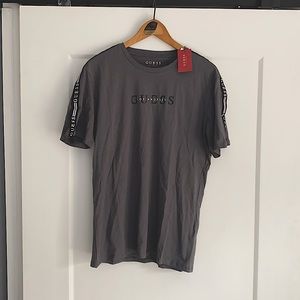 Guess | Men’s crew neck t shirt | Grey